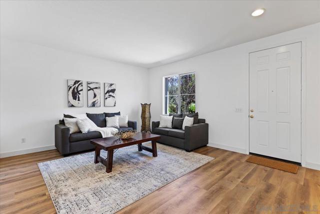 817 Avenida Codorniz, San Marcos CA: https://media.crmls.org/mediaz/863158ab-0a02-46ca-89ae-57201fc1496b.jpg
