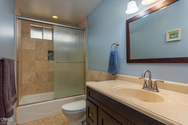 Detail Gallery Image 12 of 15 For 3001 Oarfish Ln, Oxnard,  CA 93035 - 3 Beds | 2 Baths