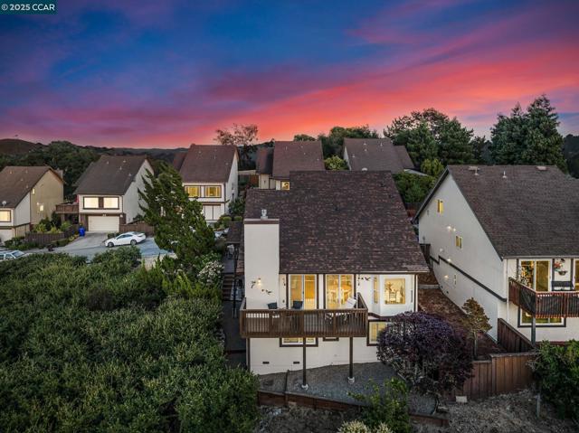 1310 Lewis Ln, Pinole CA: https://media.crmls.org/mediaz/8631c183-4bdf-47c2-b9e9-68c6a7565f39.jpg