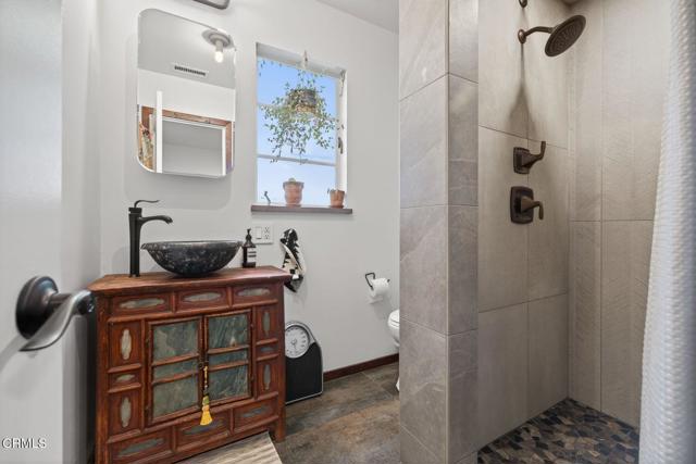 1708 Orchard Drive, Ojai CA: https://media.crmls.org/mediaz/8633b80a-c094-402d-9fe2-4a211dad0cb1.jpg