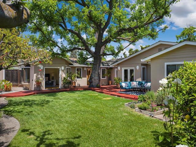10623 Glenview Avenue, Cupertino CA: https://media.crmls.org/mediaz/8633da2c-769f-4b82-9261-c082d93b9366.jpg