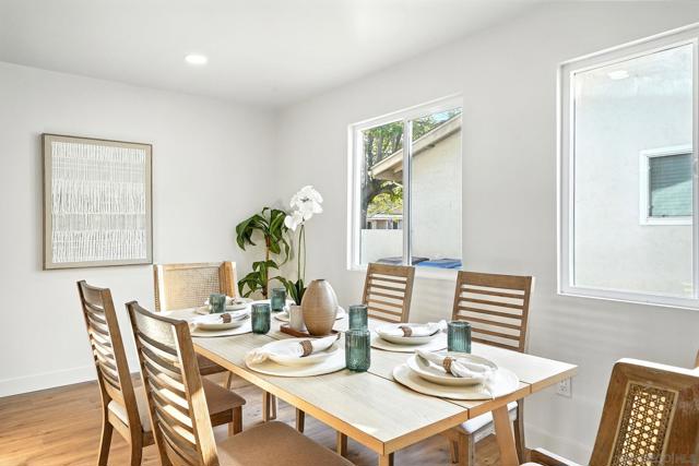 9058 Inverness Rd, Santee CA: https://media.crmls.org/mediaz/86341b23-b02a-4a7b-8b5b-5fb38aaf6e18.jpg