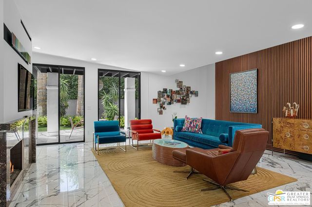 153 W El Camino Way, Palm Springs, CA 92264