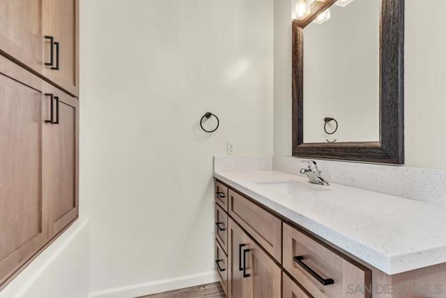130 Scenic Dr, El Cajon CA: https://media.crmls.org/mediaz/8634e401-2827-4874-8935-36937fbf83d4.jpg