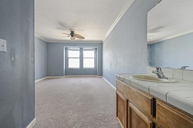 19216 Center Street, Castro Valley CA: https://media.crmls.org/mediaz/8635bdf2-9880-48b8-8029-b71b3d80e284.jpg