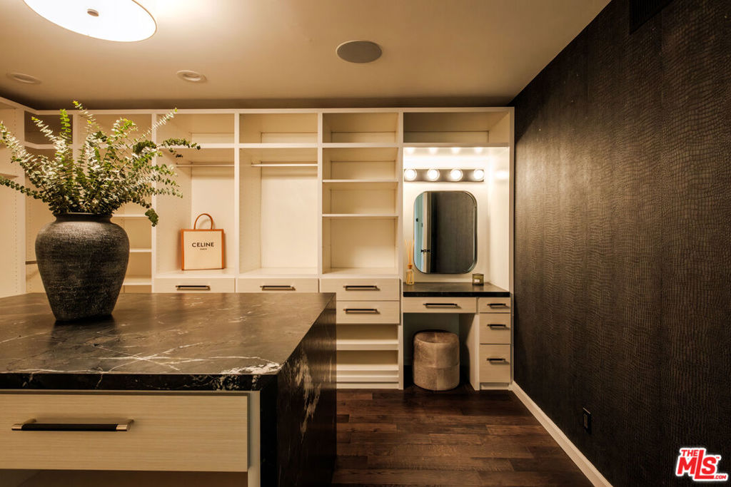 MLS #26949539 image #36