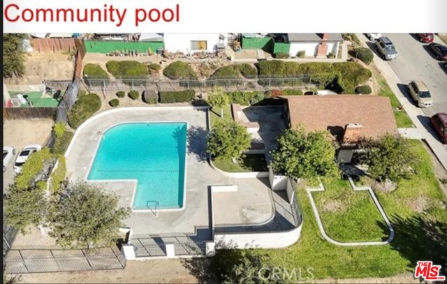 Image 5 of 7 For 2425 Nadine Street