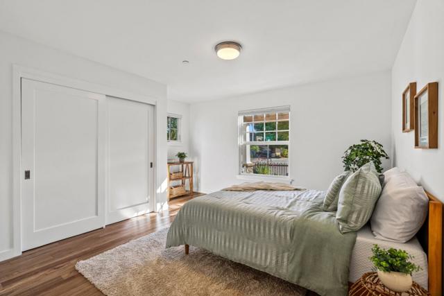 2200 Dolphin Drive, Aptos CA: https://media.crmls.org/mediaz/8639c430-830d-446d-8d07-501a81724543.jpg
