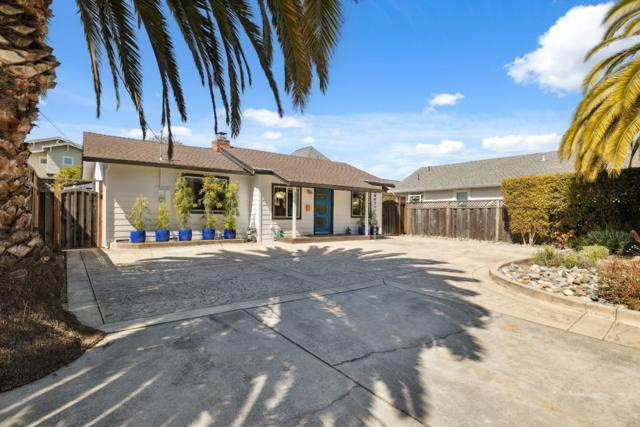 Image 47 of 82 For 711 Darwin Street