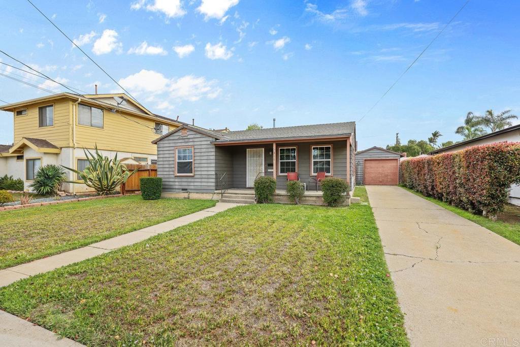 317 Twin Oaks Avenue