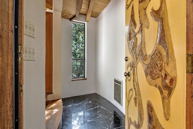 55283 Pine Crest, Idyllwild CA: https://media.crmls.org/mediaz/863bd2b8-b43c-4583-956f-821d89958c23.jpg