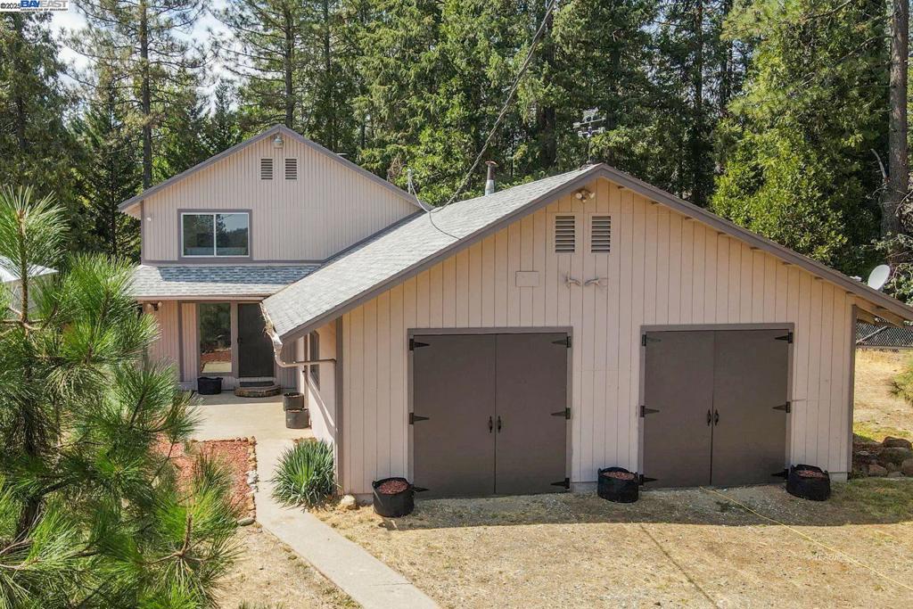 230 Mary Ave