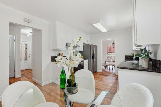 844 King Drive, Daly City CA: https://media.crmls.org/mediaz/863d0496-a373-48f6-9d3e-85bbcbed65ae.jpg