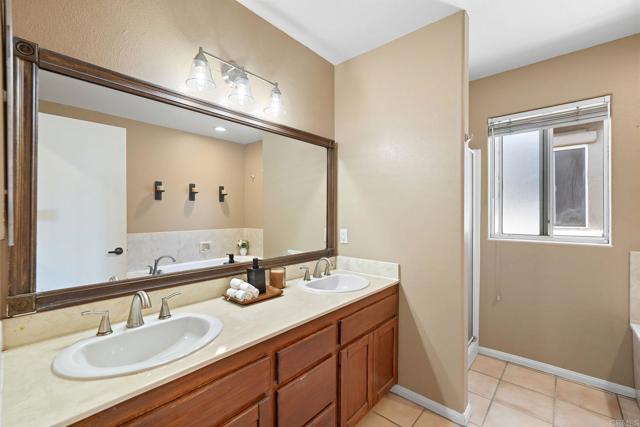 Detail Gallery Image 38 of 55 For 553 a Hygeia Ave. Ave, Encinitas,  CA 92024 - 3 Beds | 2/1 Baths
