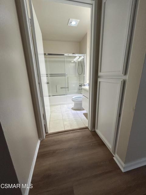 3376 Holly Grove Street, Westlake Village CA: https://media.crmls.org/mediaz/863dcd33-f1cb-4cbd-81ea-447a157defef.jpg