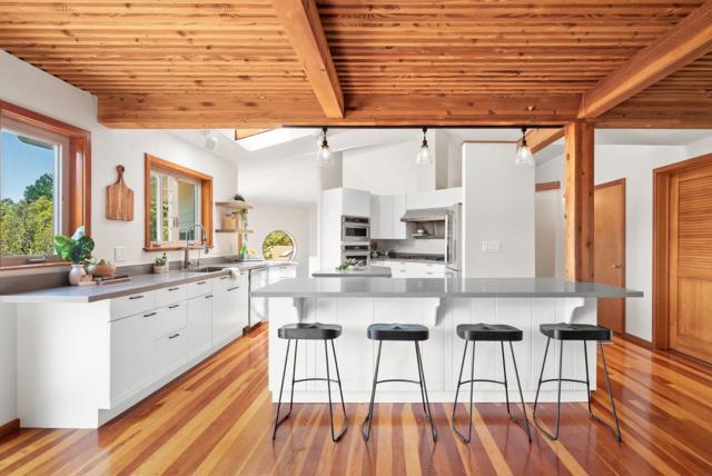 335 Wild Iris Lane, Santa Cruz CA: https://media.crmls.org/mediaz/863dd25a-8909-471d-9b3d-1bc8b914b042.jpg