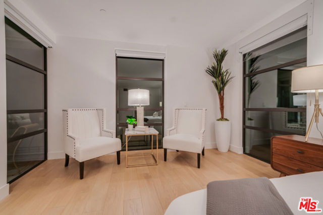 10777 WILSHIRE Boulevard, Los Angeles CA: https://media.crmls.org/mediaz/863e3505-e539-472d-a464-ca87ca0070c7.jpg