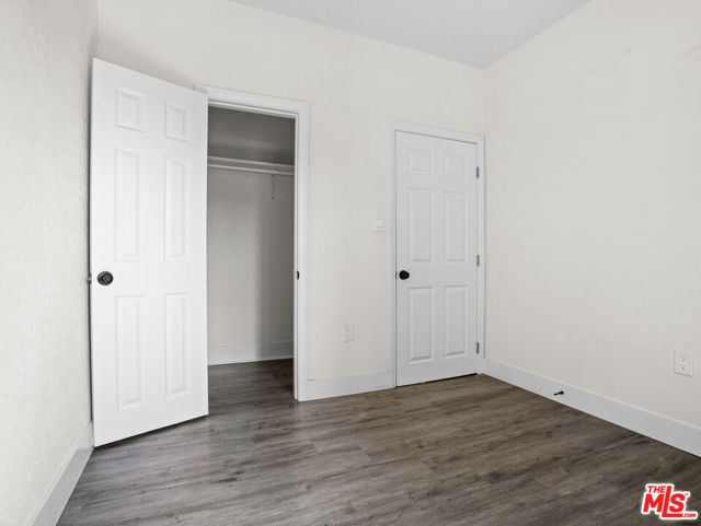 891 E 6th Street, Pomona CA: https://media.crmls.org/mediaz/863e4f33-4658-46fb-814f-62ad950e0cc5.jpg