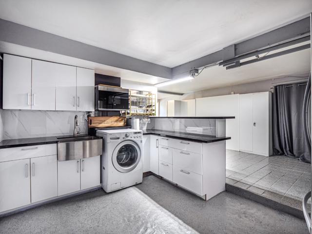 507 Market Street, Santa Cruz CA: https://media.crmls.org/mediaz/863e91dd-ab82-4a01-8570-6c10d25f3455.jpg