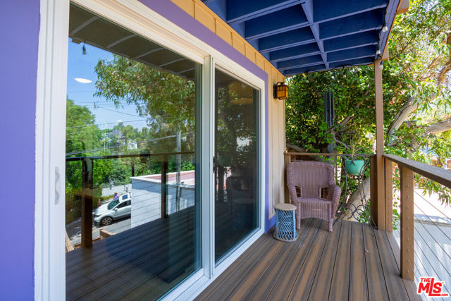 353 Mavis Drive, Los Angeles CA: https://media.crmls.org/mediaz/863f538f-9099-4494-a413-d775aeb417b2.jpg