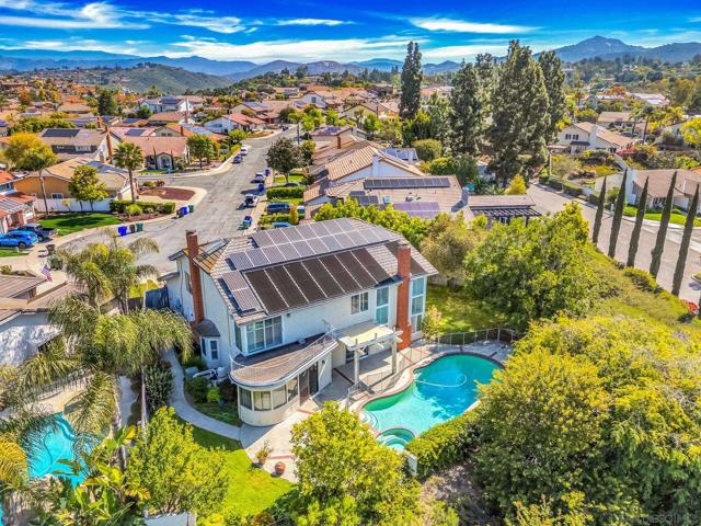 12417 Shropshire Lane, San Diego CA: https://media.crmls.org/mediaz/863fd955-6bde-435a-aeb1-12d270e508d8.jpg