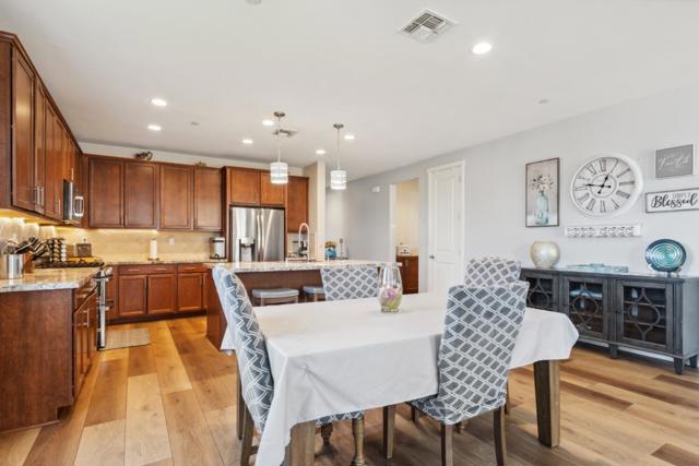 410 Thistle Court, Hollister CA: https://media.crmls.org/mediaz/8640ab10-f46b-49ca-bf7e-95494471eead.jpg