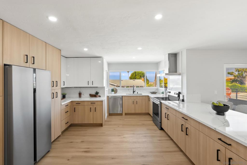 2175 Clove St - photo 2