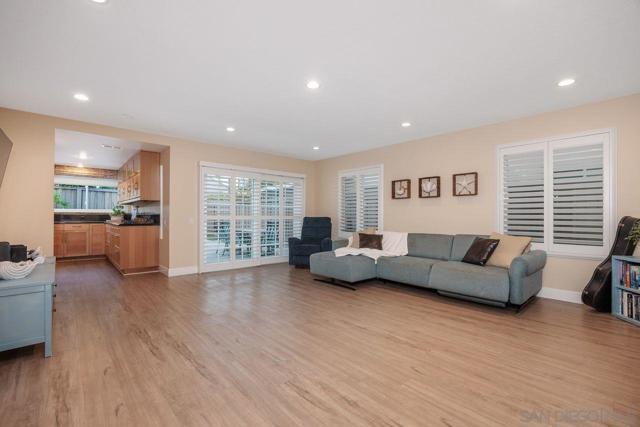 3975 San Gregorio Way, San Diego CA: https://media.crmls.org/mediaz/86433e59-4ab1-43cd-b585-773f899ba2d4.jpg