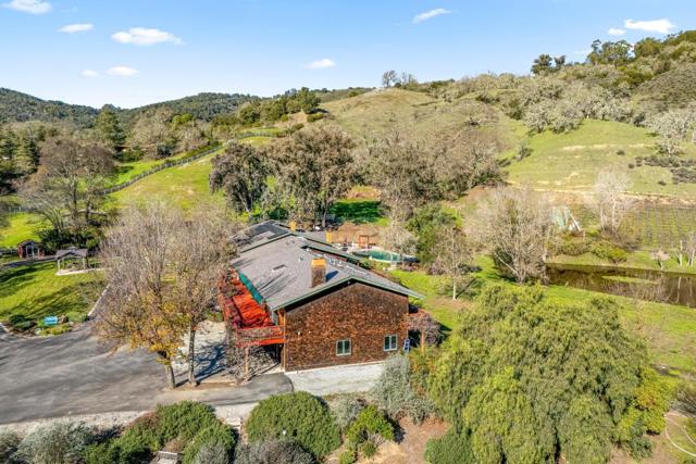 6915 Redwood Retreat Road, Gilroy CA: https://media.crmls.org/mediaz/86438a44-d712-4537-b982-c067c31db76c.jpg