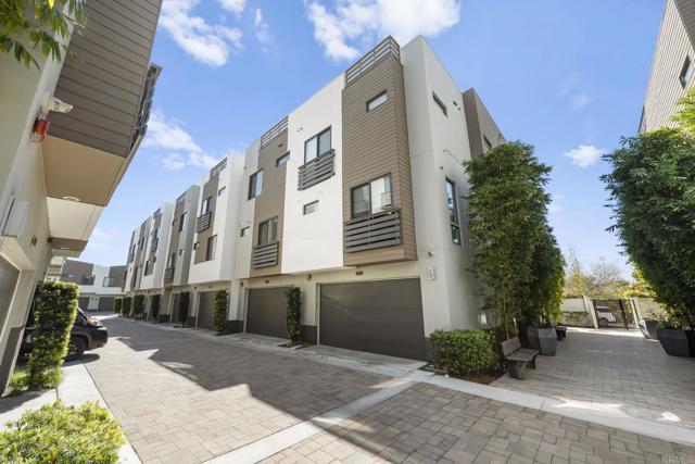 Detail Gallery Image 30 of 57 For 2563 State St, Carlsbad,  CA 92008 - 2 Beds | 2/2 Baths