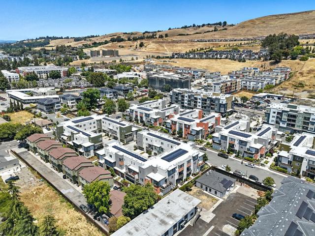 29341 Hub Court, Hayward CA: https://media.crmls.org/mediaz/8644fcb4-8417-4130-8127-c25f77beaccd.jpg