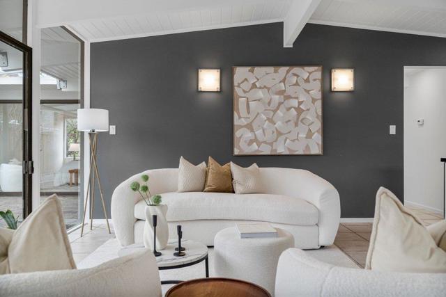 Image 14 of 73 For 829 Talisman Drive