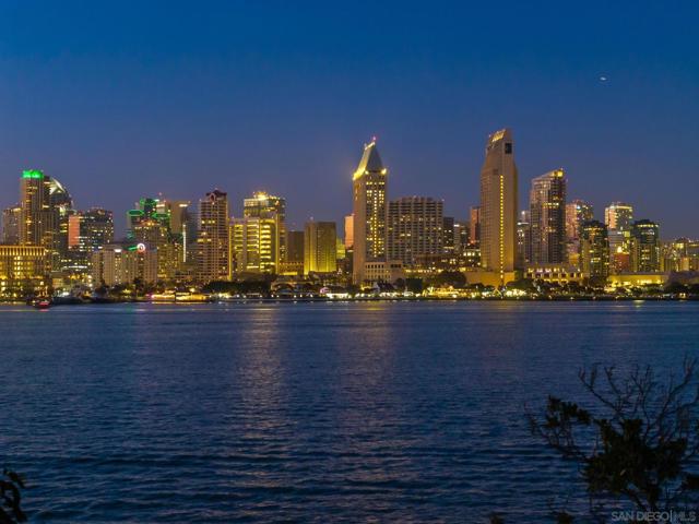 515 1st St, Coronado CA: https://media.crmls.org/mediaz/86455503-b177-4632-8b62-9e1f2d8c778f.jpg