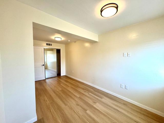 908 Bancroft Ave, Half Moon Bay CA: https://media.crmls.org/mediaz/8645b008-a4dd-4736-86f9-0b9640d72a23.jpg