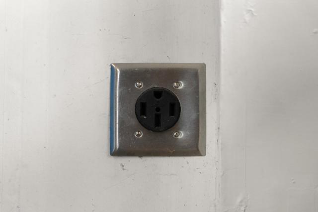 10 Maui Lane, Dillon Beach CA: https://media.crmls.org/mediaz/8645f2bf-0283-4ba9-9701-6c622fe269a3.jpg