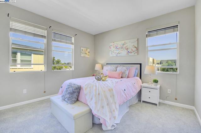 40702 Greystone Ter, Fremont CA: https://media.crmls.org/mediaz/864623e0-9646-4518-a056-549116148e0c.jpg