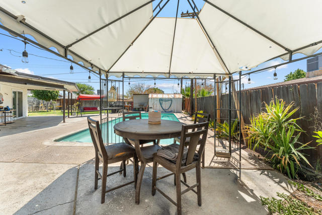 83307 Tourmaline Avenue, Indio CA: https://media.crmls.org/mediaz/86469850-dbc1-4f6a-a24f-983b95f86296.jpg
