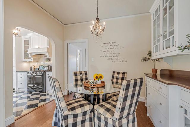 575 S 14th Street, San Jose CA: https://media.crmls.org/mediaz/8646a23c-600f-4359-8c52-f12f7d54e011.jpg