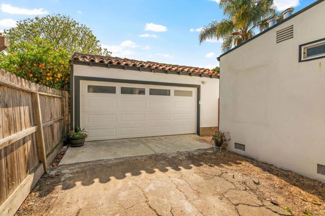 1071 Merle Avenue, San Jose CA: https://media.crmls.org/mediaz/8647ad53-2c0c-47ab-8f64-3f32c02bd53f.jpg