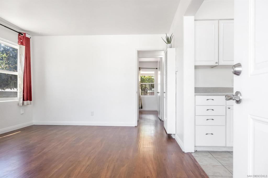 MLS #250036995SD image #8