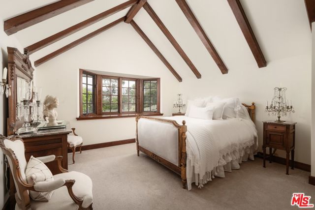 4385 Via Presada, Santa Barbara CA: https://media.crmls.org/mediaz/86498c3b-13b0-49dc-850d-6ba70cb0460f.jpg