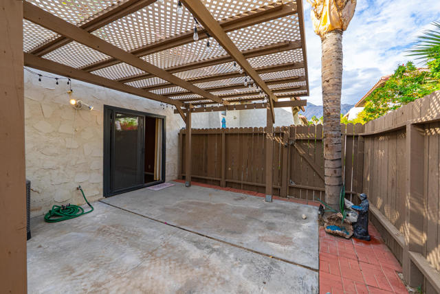 343 W Mariscal Road, Palm Springs, CA 92262