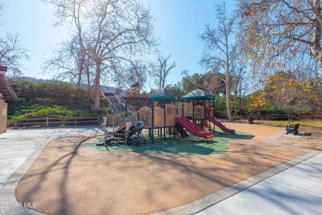 5426 Cedarhaven Drive, Agoura Hills CA: https://media.crmls.org/mediaz/864a9f93-d598-4b88-be2d-bc8c515aa7ea.jpg