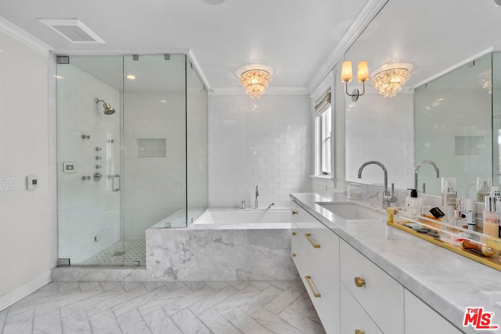 MLS #26865737 image #37