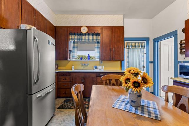 14550 Valley Ford Estero, Valley Ford CA: https://media.crmls.org/mediaz/864cf32e-634a-4774-add4-08f43f1fc1d5.jpg