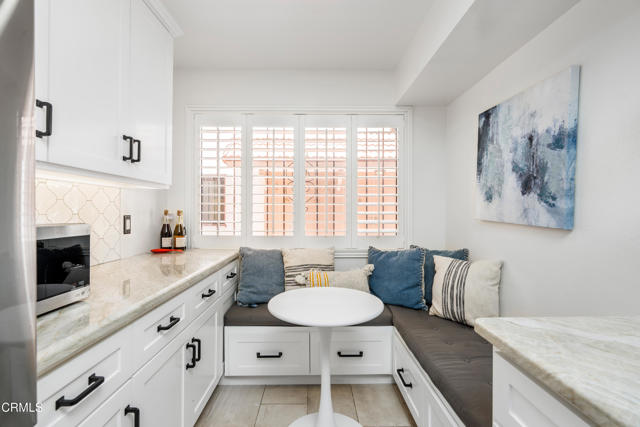 1850 Midvale Avenue, Los Angeles CA: https://media.crmls.org/mediaz/864d0043-c32e-4532-9e4c-5086f1d51152.jpg