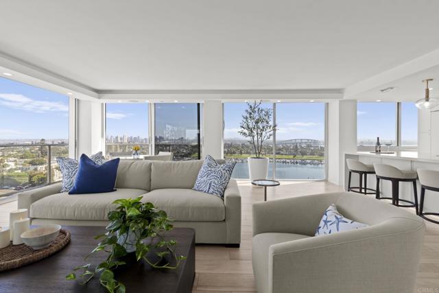 1710 Avenida del Mundo, Coronado CA: https://media.crmls.org/mediaz/864d32a0-e94b-4415-9ce1-c09365b130c0.jpg