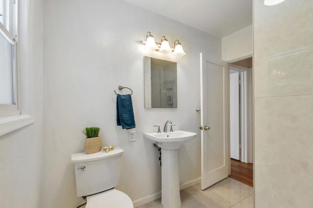 20335 Saratoga Los Gatos Road, Saratoga CA: https://media.crmls.org/mediaz/864d9dca-d2e7-46fa-922d-a755a82eb709.jpg