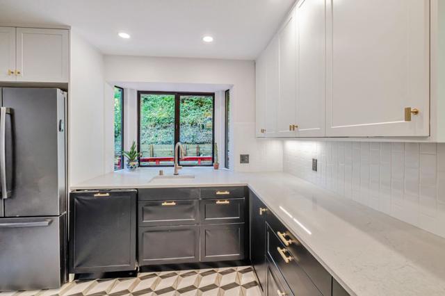 345 Mcgaffigan Mill Road, Boulder Creek CA: https://media.crmls.org/mediaz/864dcab1-3899-4071-b3d9-42f2fe84c73e.jpg