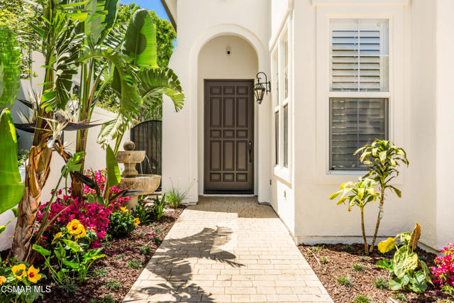 6072 Mandeville Place, Oak Park CA: https://media.crmls.org/mediaz/864e3c5f-6af3-4553-9218-a5da55218e2d.jpg
